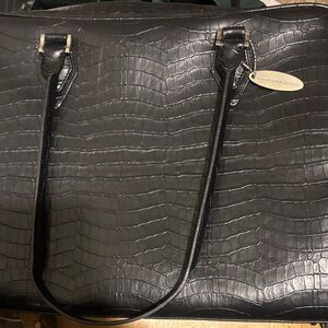 Black Crocodile-Embossed Laptop Bag /mobile edge